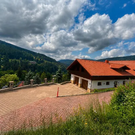 Mountain Slunecny Svah