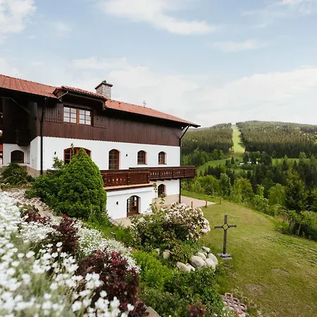 Mountain Slunecny Svah